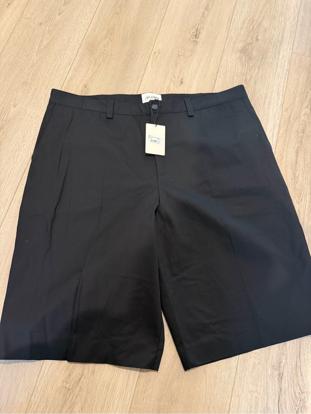 New MAISON KITSUNÉ Black Flat-Front Men’s Shorts 40” Waist 52 $275